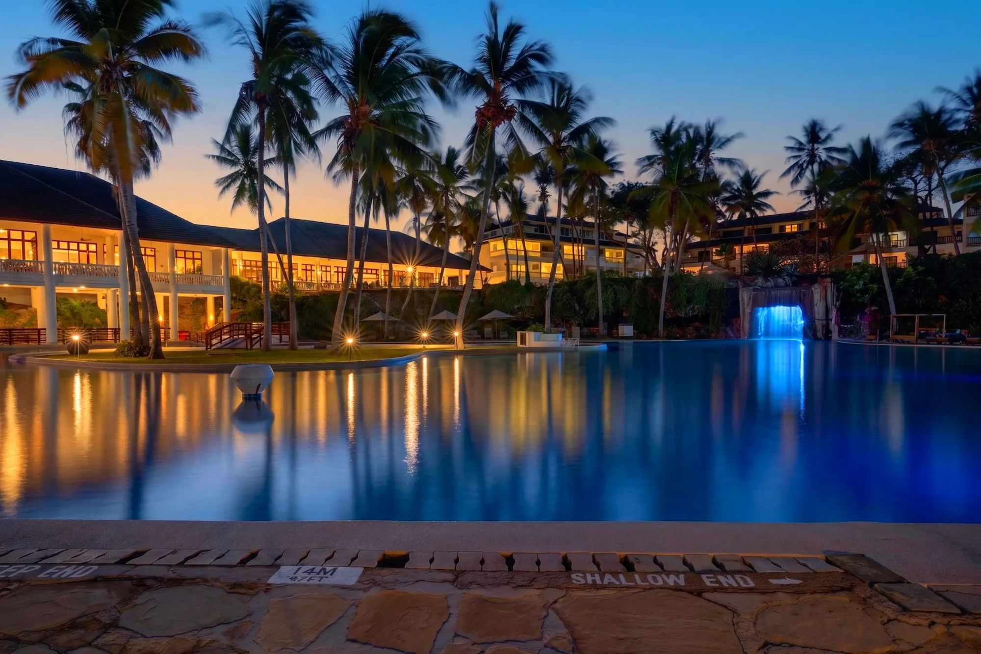 PrideInn Paradise Beach Resort & Spa